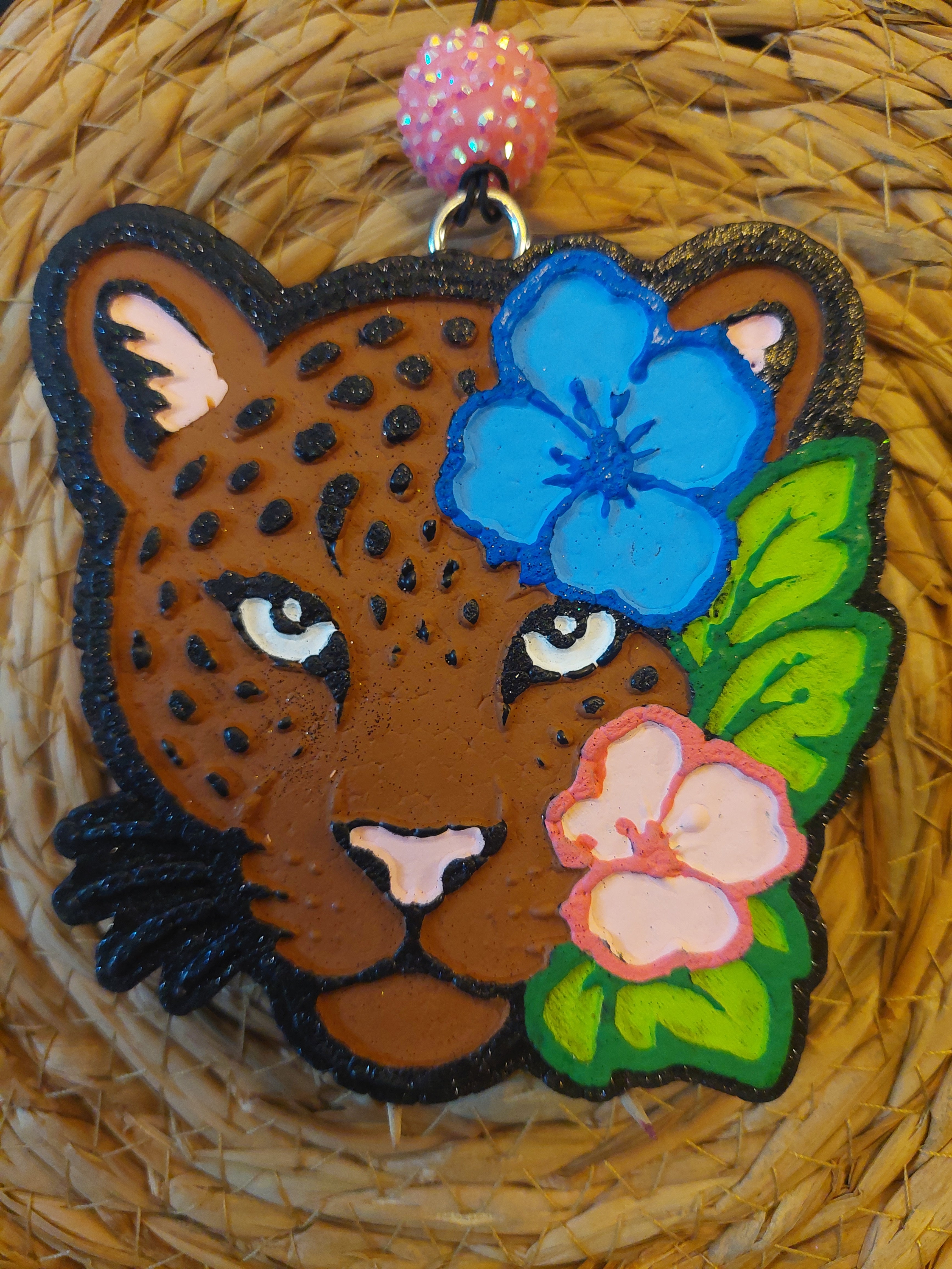 Leopard w/flowers (190)