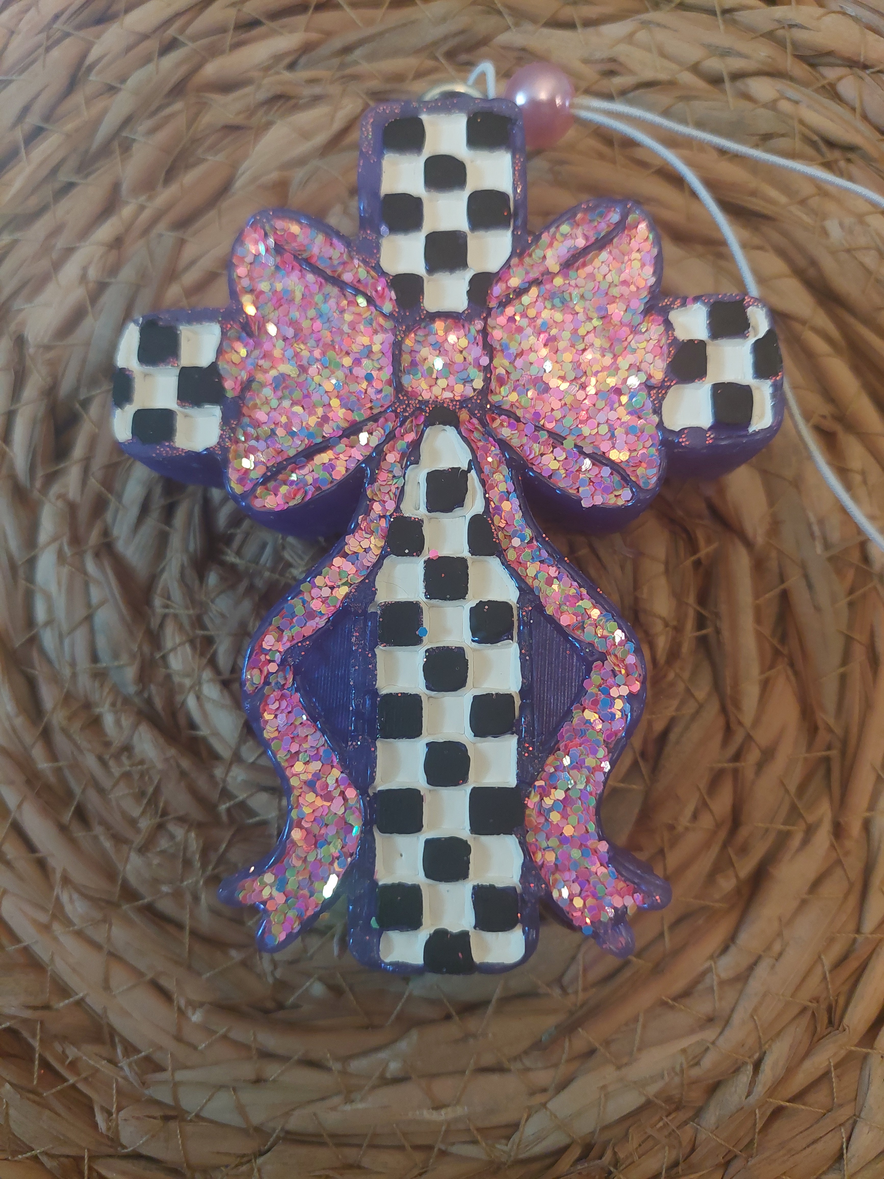 Pink bow cross (116)