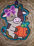 Cow w/pumpkin (228)