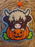 Cow in pumpkin (194)